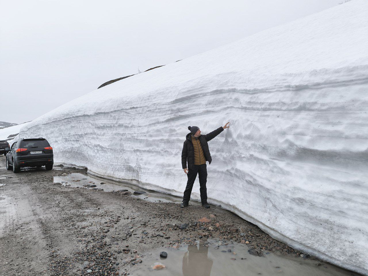 Первый день лета: сугробы и путешествие image preview